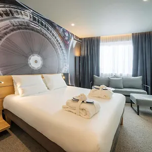 Novotel 20 Belleville פריז