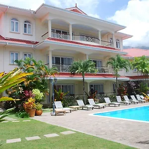 marie-laure-suites.maheislandhotels.com/